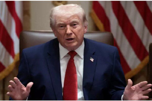 شوک به ترامپ/ درخواست رئیس جمهور آمریکا از هوادارانش