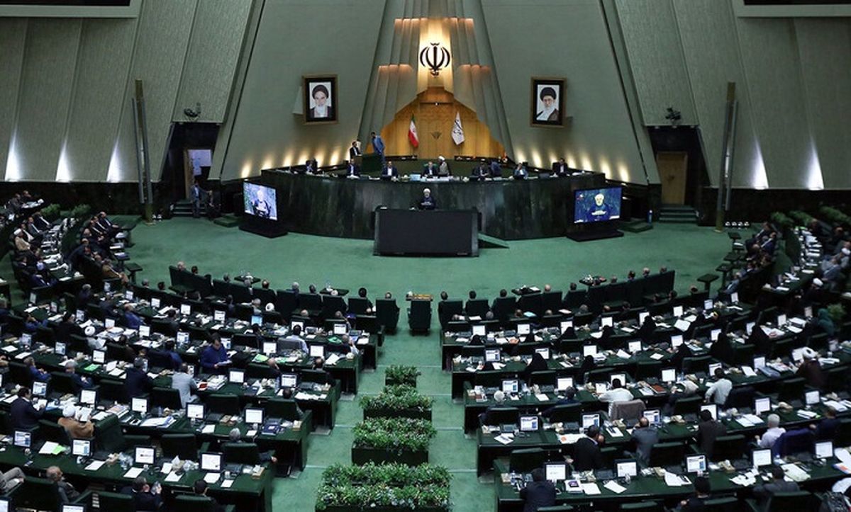 اقدام جدید مجلس علیه حسن روحانی