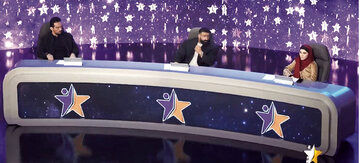 کپی برداری یک برنامه تلویزیونی از روی دست احسان علیخانی / روزنامه اصولگرا: نه مجری اش مجری است، نه داورانش داور!