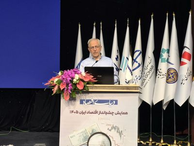 فرهاد نیلی: در اقتصاد ایران یک «اقیانوس آبی» از فرصت‌ها وجود دارد | نظام پرداخت ایران قابل اعتماد است، اما نظام اعتباری چند دهه از دنیا عقب‌تر است 