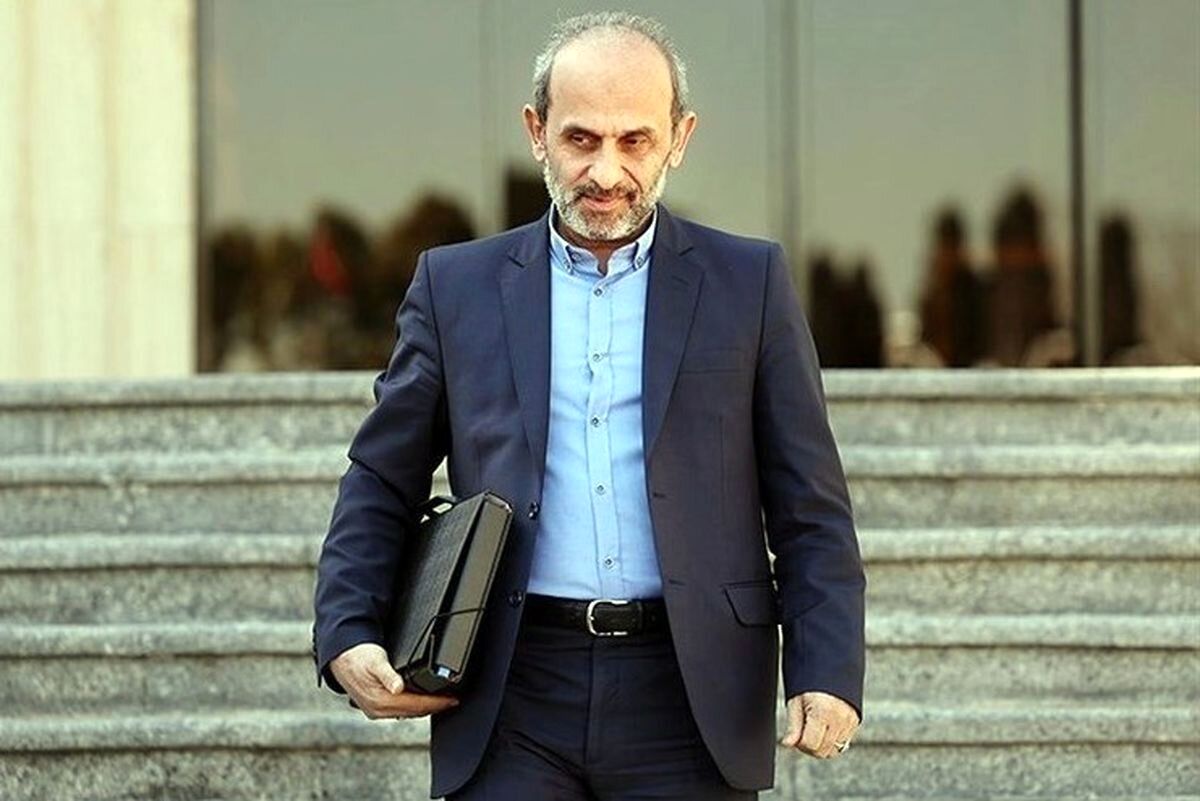 معاون رئیس جمهوری: افرادی که از ارز ترجیحی نفع می برند، در مقابل جراحی اقتصادی می ایستند/ رئیس صدا و سیما: اعتراض باید شنیده شود، حتی اگر تند باشد