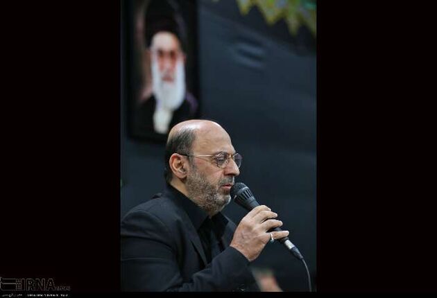 مراسم عزاداری امام حسین با حضور روحانی و وزرا