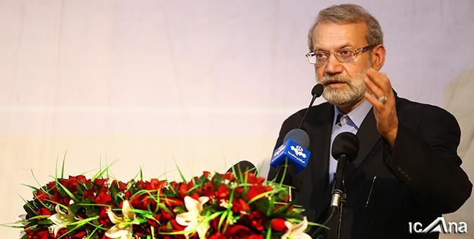 علی لاریجانی: دولت فربه است