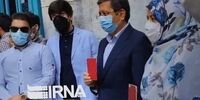 همتی و همسرش پای صندوق های رای+ عکس
