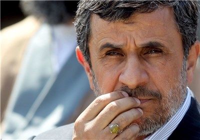 توئیت محمود احمدی نژاد به زبان عربی
