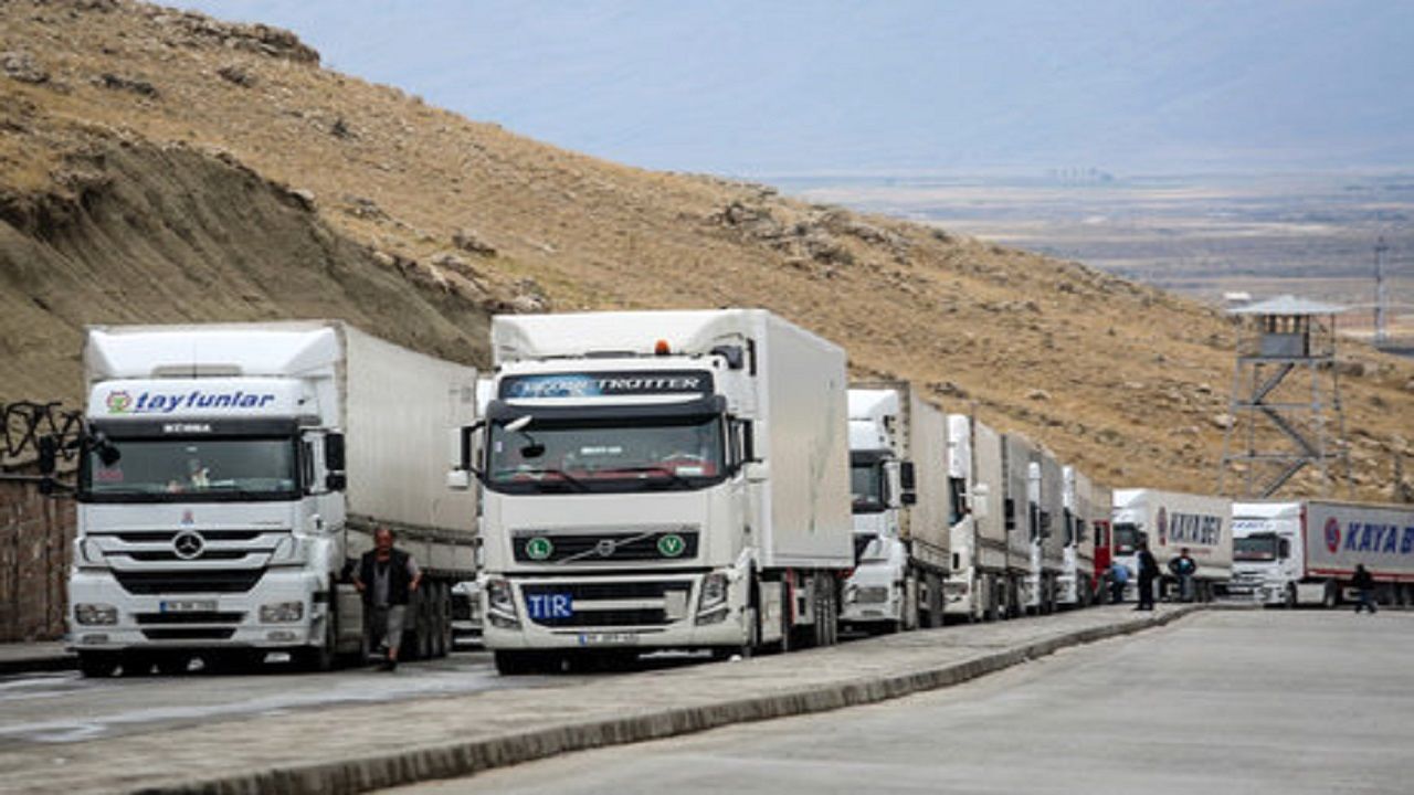  بخشنامه مهم گمرک ایران  در خصوص ترخیص یک‌ماهه کامیون های رسوبی