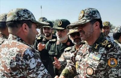 بازدید سردار حاجی‌زاده و امیر صباحی‌فرد از پدافند هوایی جنوب شرق کشور