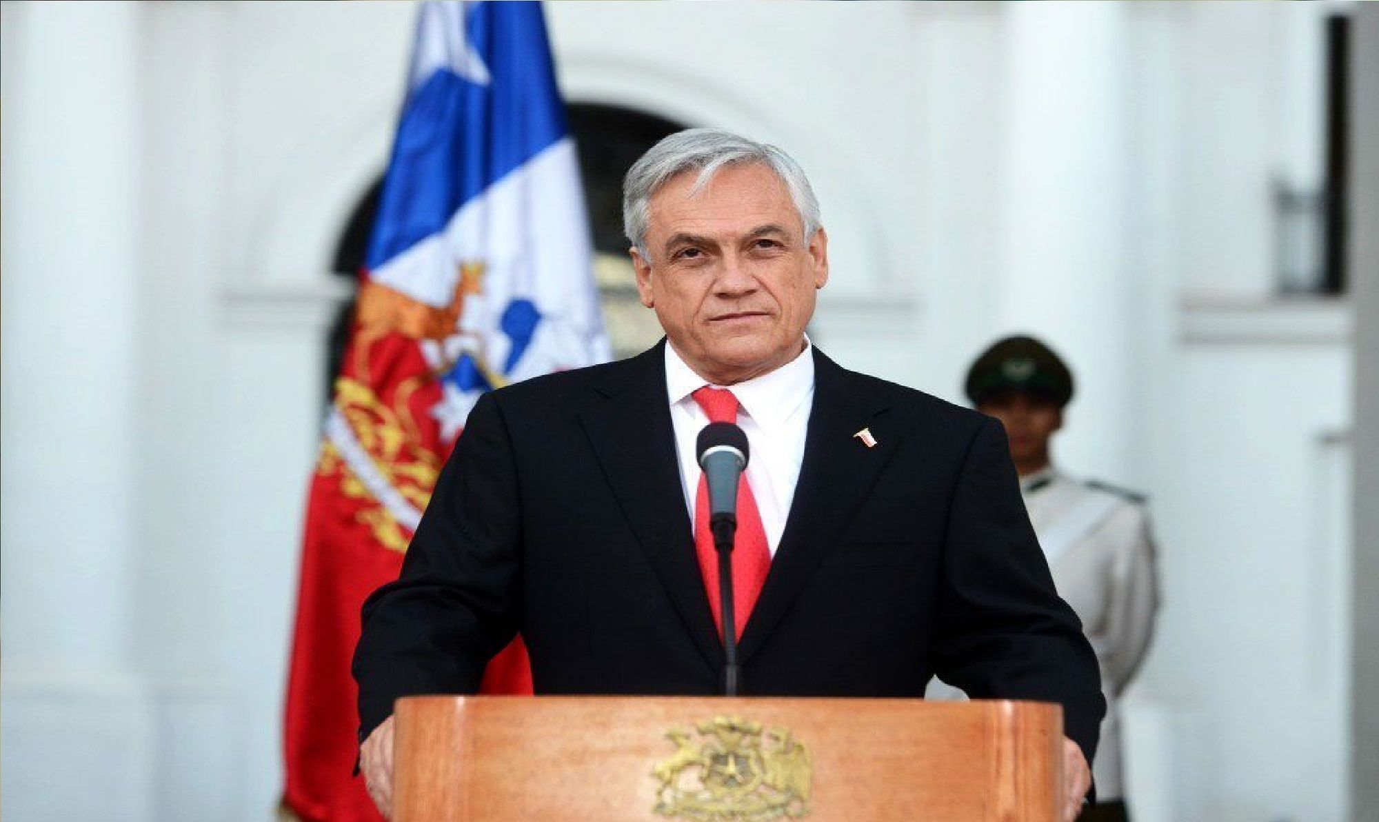 جان باختن رئیس‌جمهور سابق شیلی در سانحه سقوط بالگرد