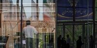 دلار تکلیف بورس را روشن می‌کند؟