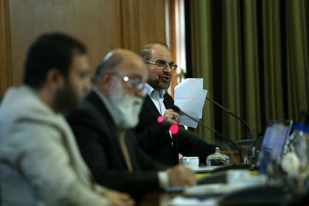 حضور شهردار تهران در شورای شهر