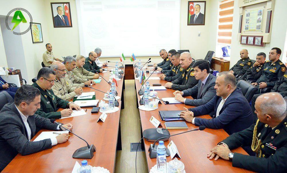 تهران و باکو سند همکاری نظامی و دفاعی امضا کردند