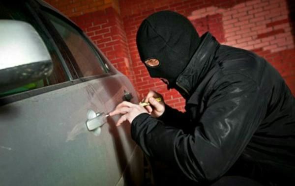 توصیه‌های یک سارق خودرو در برنامه حالا خودشید برای اینکه خودروی شما به سرقت نرود!