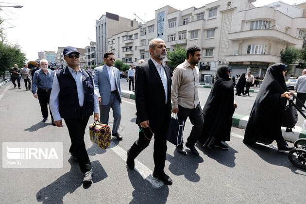 تصاویر مسئولان عالی‌رتبه کشور در راهپیمایی روز قدس
