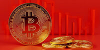 قیمت بیت‌کوین و اتریوم امروز سه‌شنبه ۱۳ آبان 1404/ کاهش قیمت بیت‌کوین