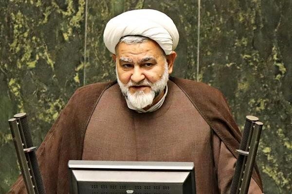 حمله تند نماینده روحانی مجلس به مقتدی صدر /مذاکره کنندگان برای امضای توافق هسته ای عجله نکنند
