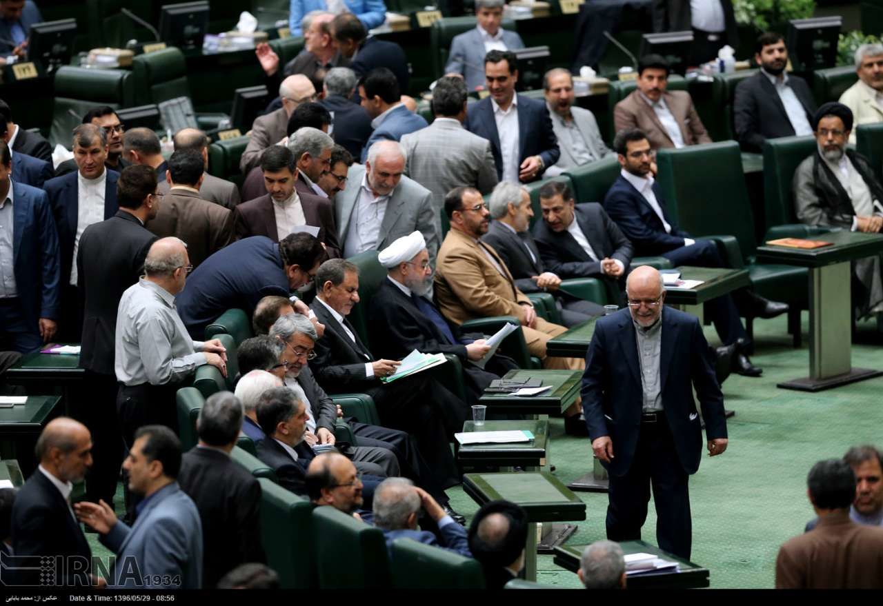 روحانی و «برند»های کابینه اش / پاسخ رئیس جمهوری به شایعات در مورد جهرمی