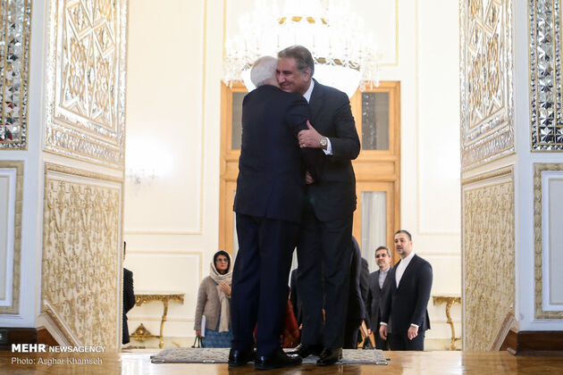 دیدار ظریف و وزیر خارجه پاکستان