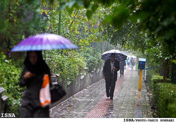 بارش باران و رعدوبرق در غالب استان‌های کشور  