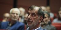 باهنر در سمتش باقی ماند