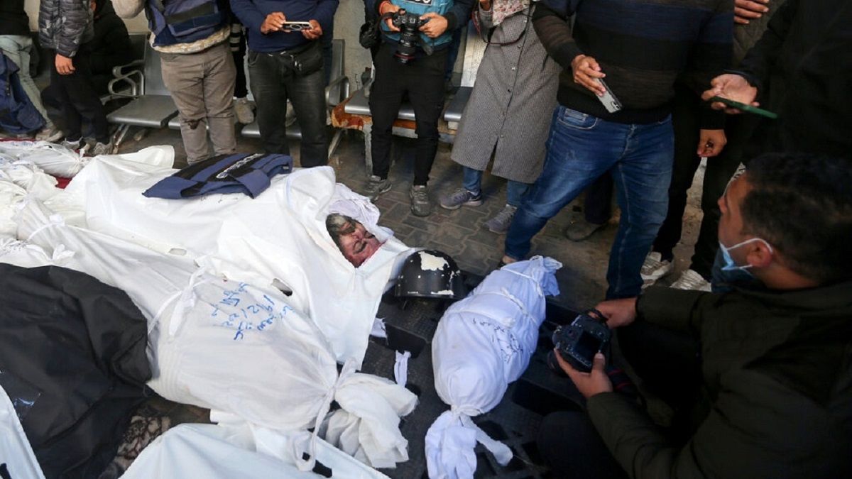 پیکر 70 شهید در غزه از زیر آوار خارج شد