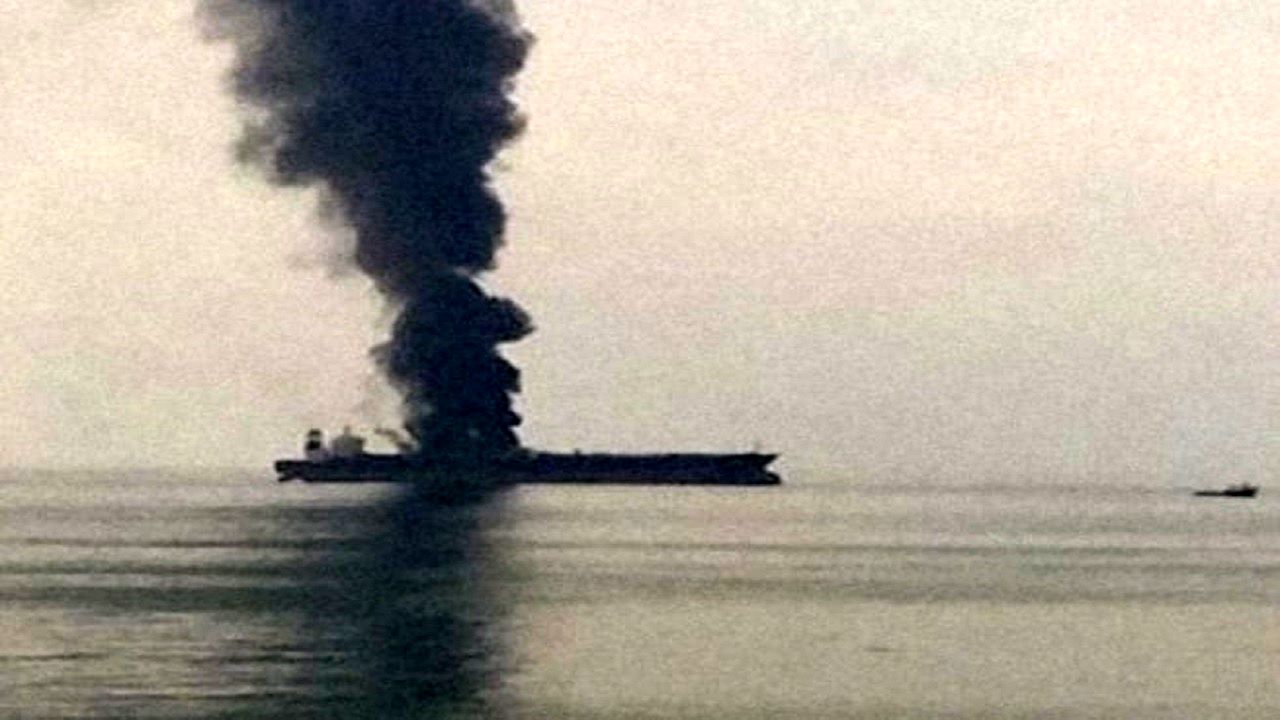 انفجار یک کشتی در نزدیکی سواحل عربستان
