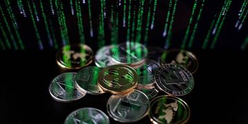 افت قیمت تتر تا سقف کانال ۱۵۲ هزار تومان | بیت‌کوین در مرز ۶۷ و ۶۸ هزار دلار | قیمت نفت سه‌رقمی می‌شود؟