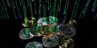 قیمت تتر در میانه کانال ۱۵۷ هزار تومان | بیت‌کوین ۶۷,۰۴۹ دلار شد | کف‌های قیمتی نقطه بازگشت بازار می‌شود؟