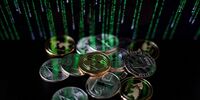 تاخت و تاز تتر تا ۲۲۷ هزار تومان | بیت‌کوین در دوراهی صعود و سقوط |  ارزش بازار کریپتو به ۲.۶۹ تریلیون دلار رسید