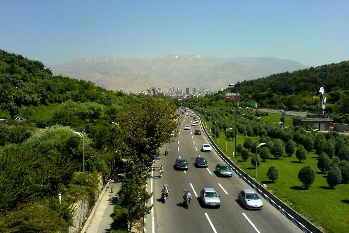 هتل شمشاد؛ جای خواب زنان بی‌سرپناه تهران؟  