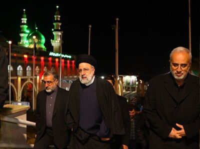 رئیسی به عیادت مجروحان حادثه تروریستی در کرمان رفت