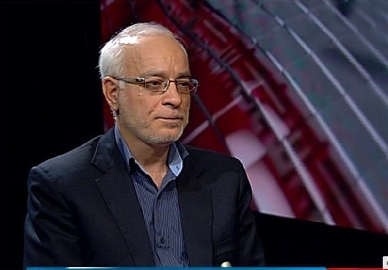 بهشتی‌پور:  باید با آمریکایی‌ها مستقیم مذاکره کنیم/ این نوع بازپرداخت بدهی عراق، افتخاری برای ایران ندارد