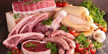قیمت گوشت گوساله، گوشت مرغ و بوقلمون امروز پنجشنبه ۶ اردیبهشت ۱۴۰۳/ قیمت مرغ کاهشی شد+ جدول