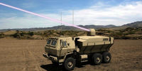 ارتش آمریکا به دنبال تکمیل ساخت یک سلاح لیزری قدرتمند متحرک+عکس