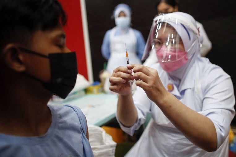 مجازات سنگین واکسن نزدن در مالزی