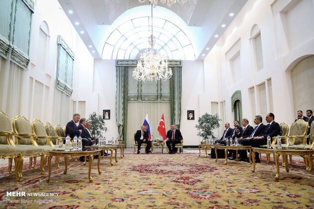 نشست سه‌جانبه تهران با حضور روحانی، پوتین و اردوغان