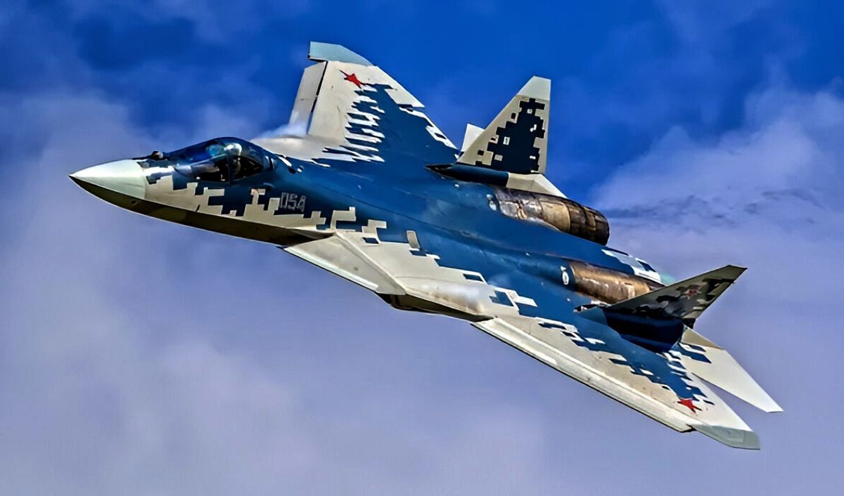 عکسی واضح از کابینه سوخو سو -57؛ جنگنده نسل پنجم روسیه