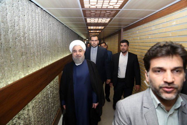 گفتگوی صوتی حسن روحانی با مردم از رادیو ایران + صوت کامل
