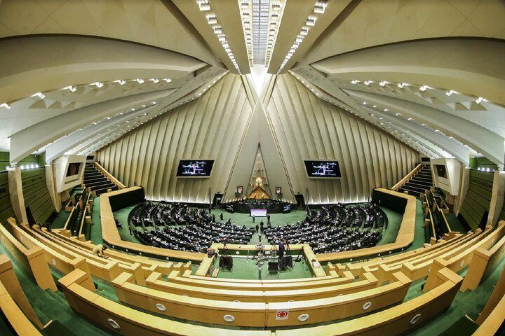 حل بحران ناترازی آب و برق صرفاً با رویکرد مقطعی و مدیریتی ممکن نیست / گزارش مجلس درباره «بررسی خاموشیهای گسترده در تابستان 1404»