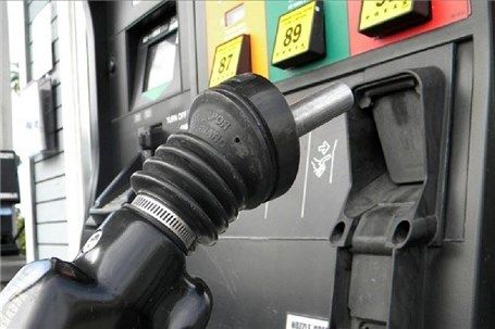 قیمت بنزین آزاد چند تومان خواهد بود؟
