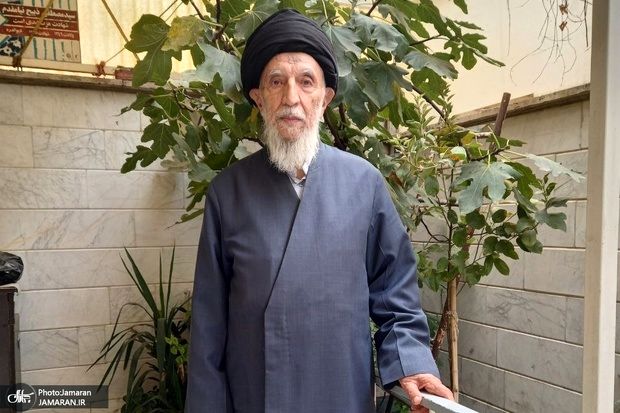 آیت الله مقدم قوچانی درگذشت