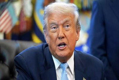 ترامپ: در حال مذاکره با ایران هستیم/ ممکن است تا سه‌شنبه با ایران به توافق برسیم