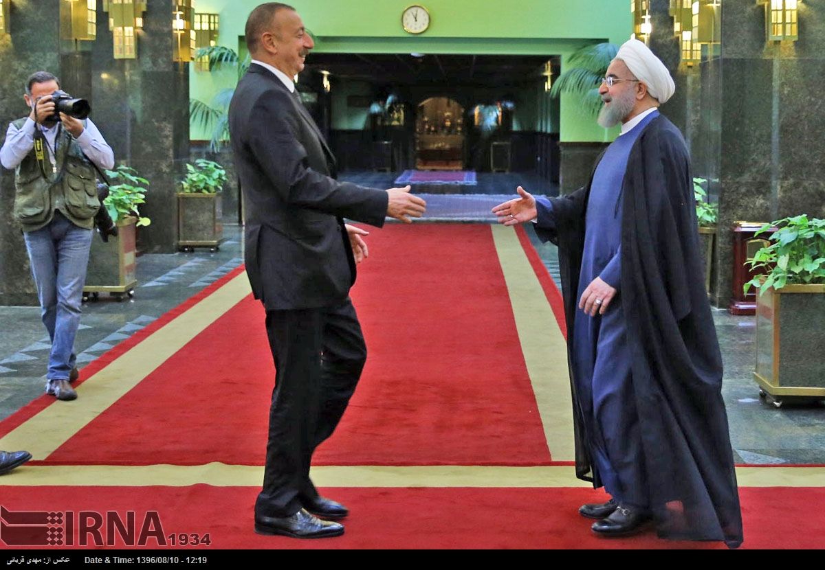 زمزمه حذف دلار از مبادلات ایران و آذربایجان