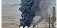 آتش سوزی گسترده در یک کارخانه/ دود غلیظ آسمان را فراگرفت