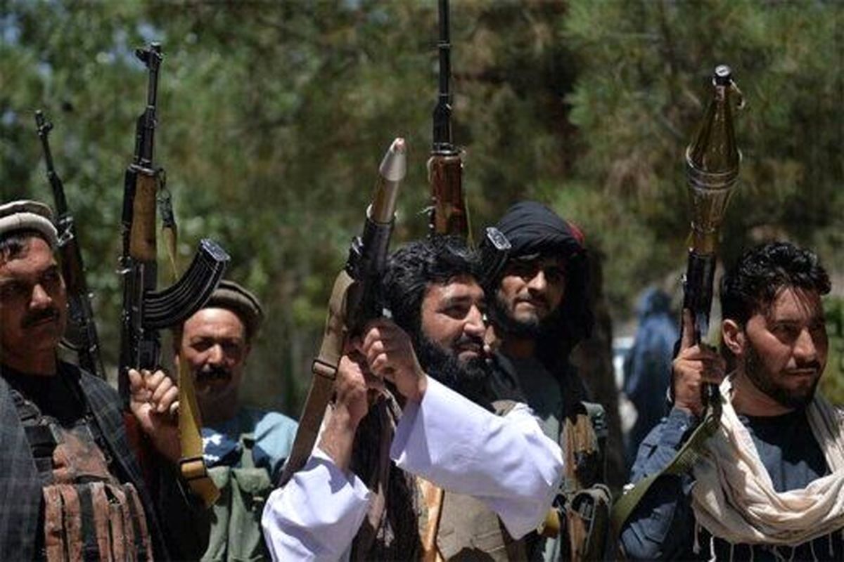 طالبان: فلش مموری‌ها را جمع کردیم تا مردم موسیقی گوش نکنند!
