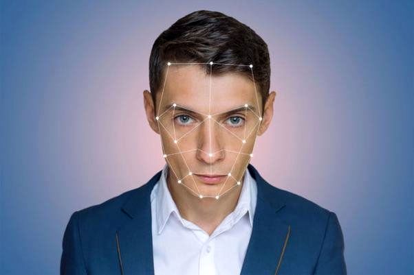 فناوری تشخیص چهره گلکسی اس 10 فریب می‌خورد