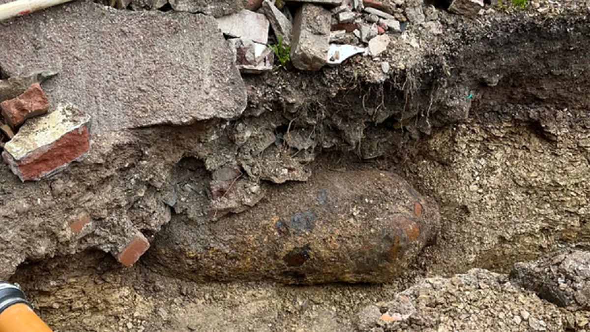 کشف بمبی در انگلیس مربوط به جنگ جهانی دوم!