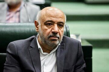 توضیحات وزیر کار درباره احتمال افزایش دستمزدها / چرا میدری به جلسه با طراحان استیضاح نرفت؟