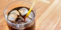 نوشیدن نوشابه رژیمی این بلا را بر سر کبدتان می آورد