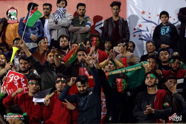 حضور زنان افغانستان در ورزشگاه برای تماشای مسابقه نهایی لیگ برتر