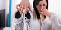۱۳ روش سریع برای از بین بردن بوی بد کفش